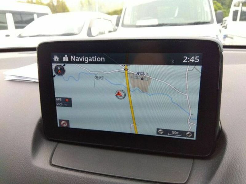 MAZDA2