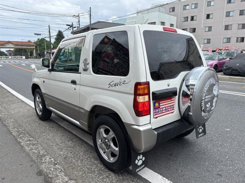 PAJERO MINI