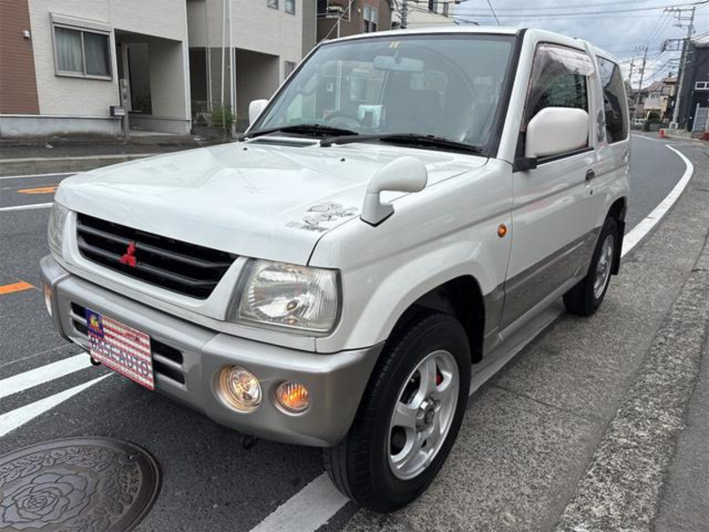 MITSUBISHI PAJERO MINI
