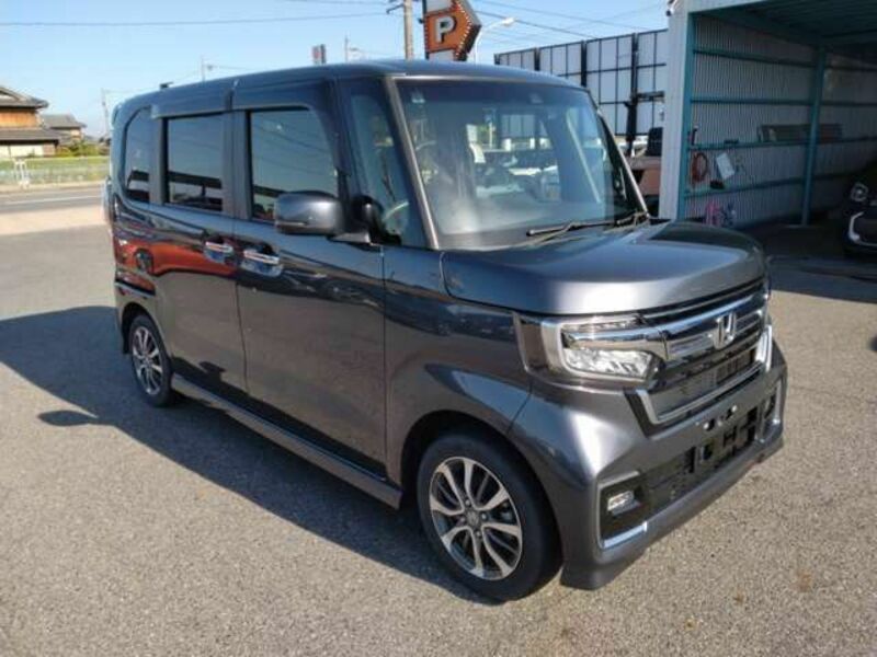 N BOX CUSTOM