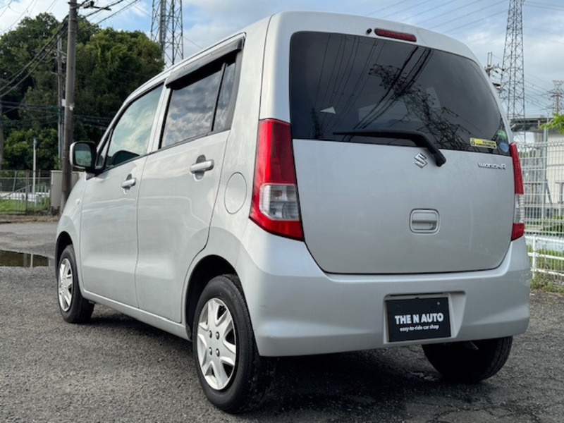 WAGON R