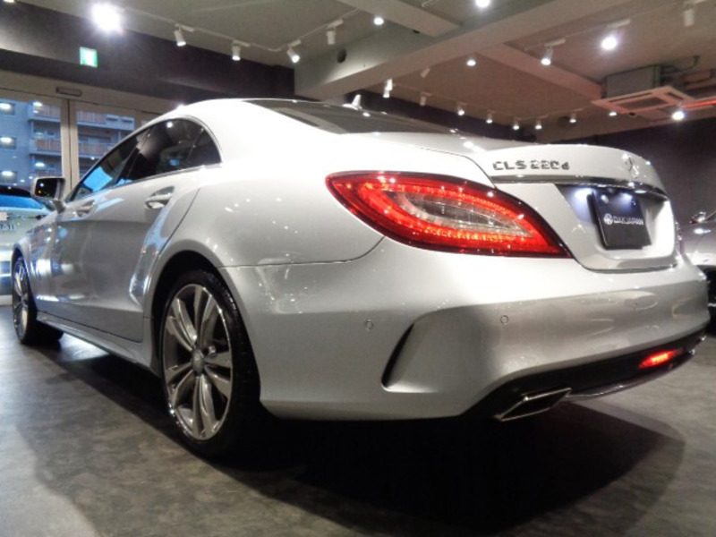 CLS-CLASS