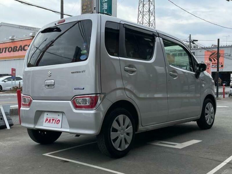 WAGON R