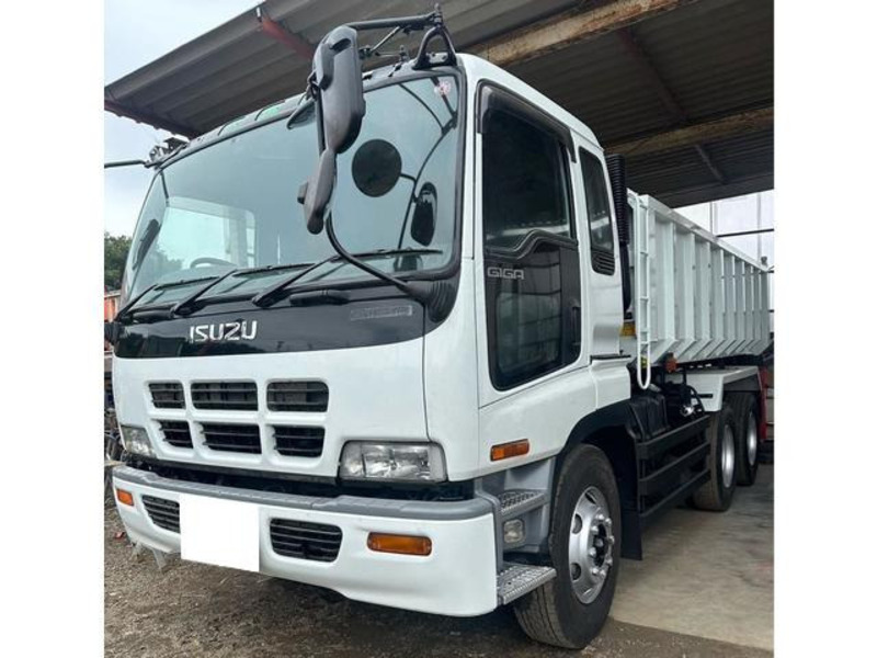 ISUZU GIGA