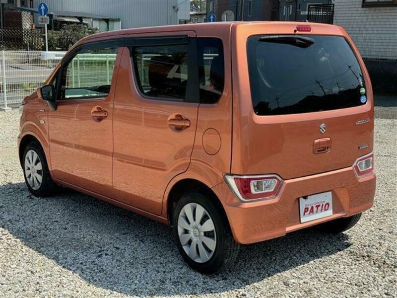 WAGON R