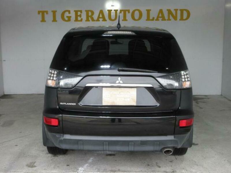 OUTLANDER