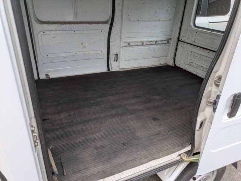 MINICAB TRUCK