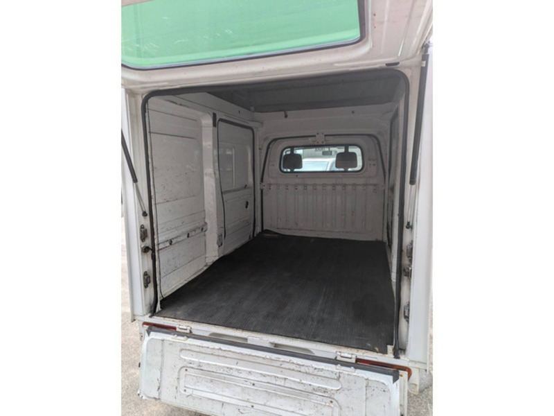 MINICAB TRUCK