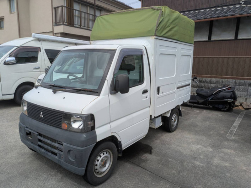 MINICAB TRUCK