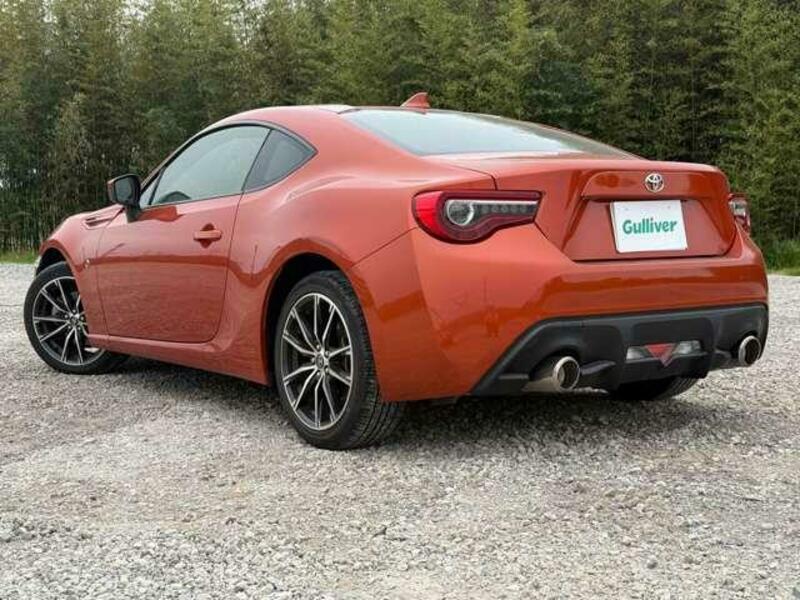 86