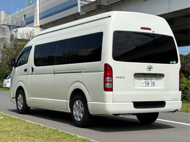 HIACE VAN