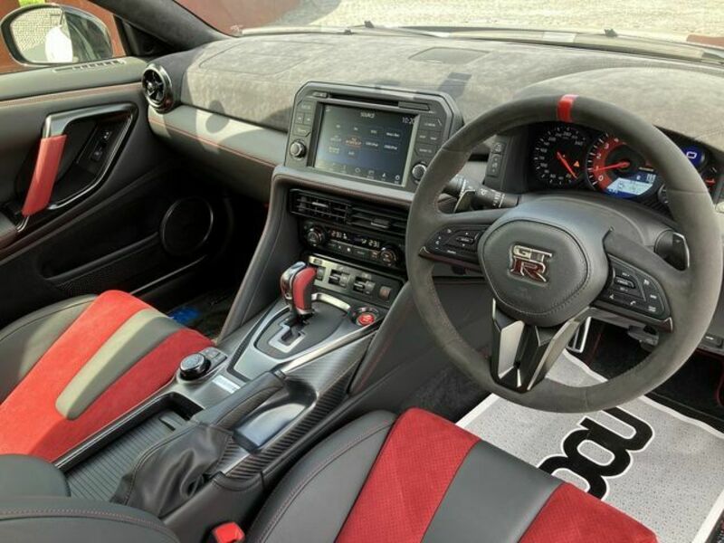 GT-R