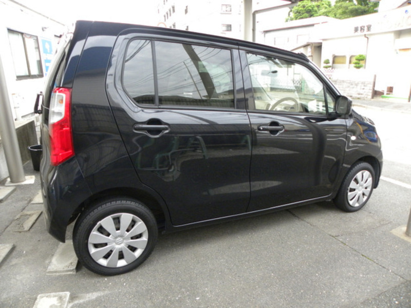 WAGON R