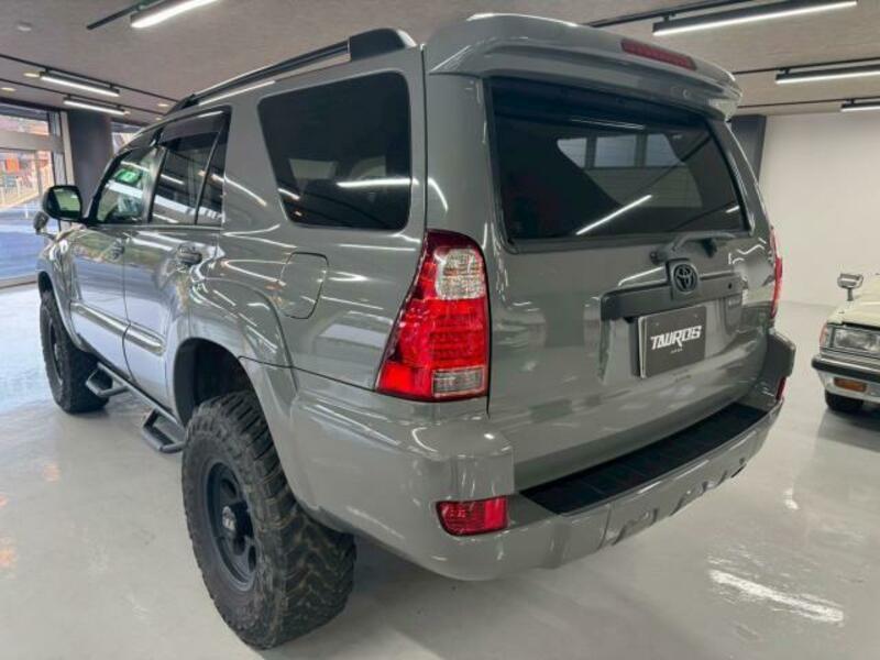 HILUX SURF