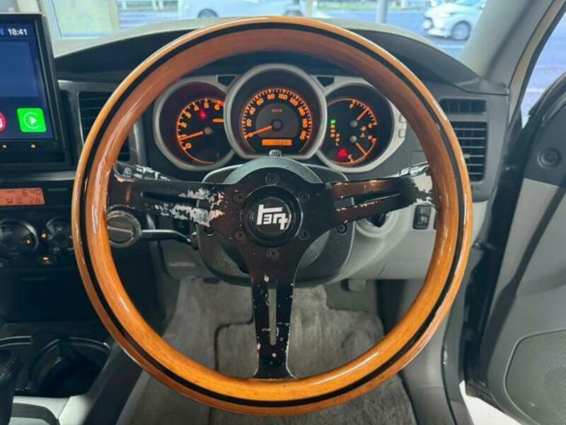 HILUX SURF