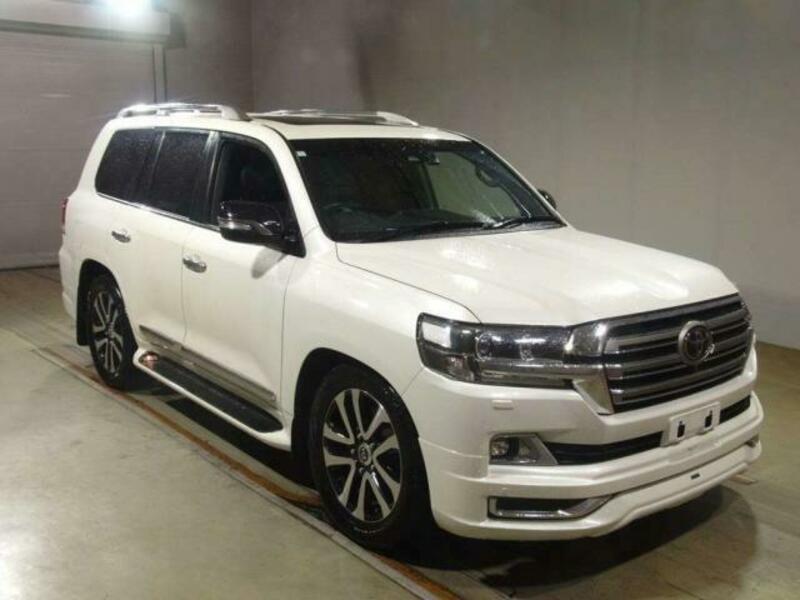 LAND CRUISER