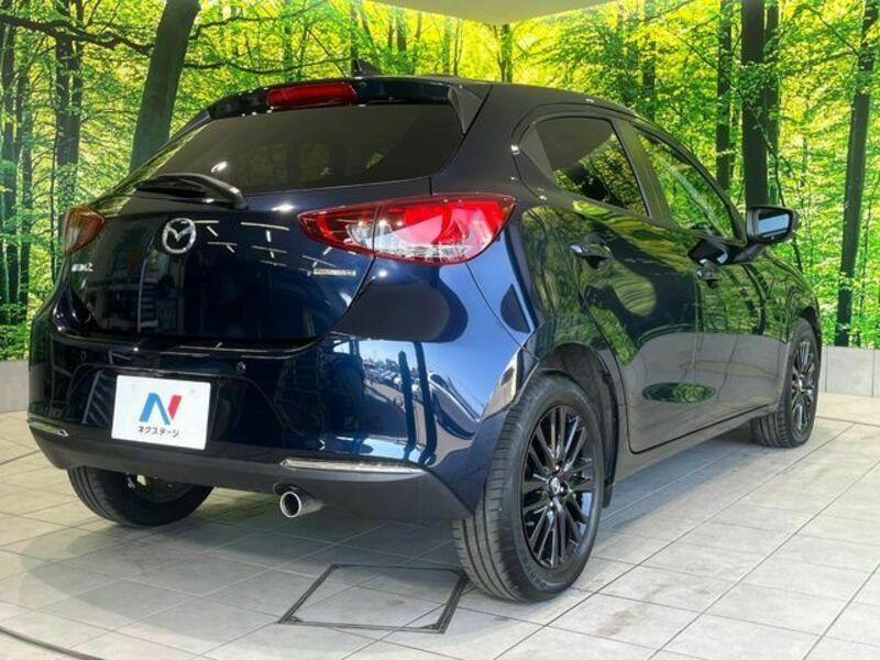MAZDA2