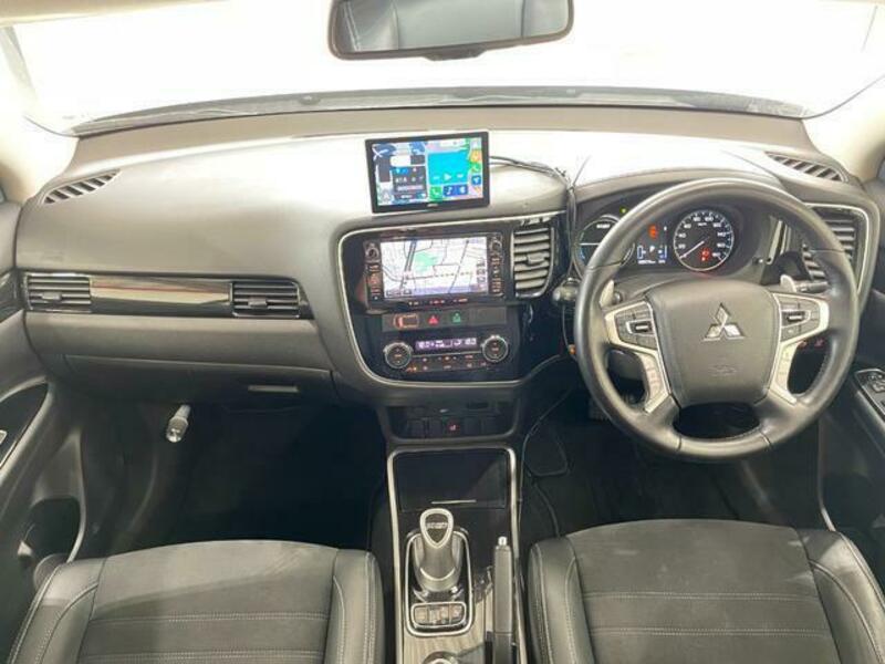 OUTLANDER PHEV