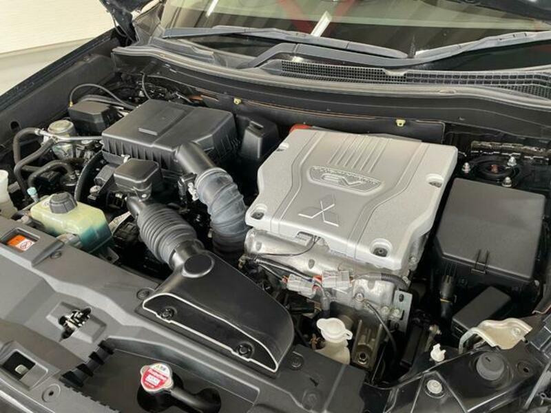 OUTLANDER PHEV