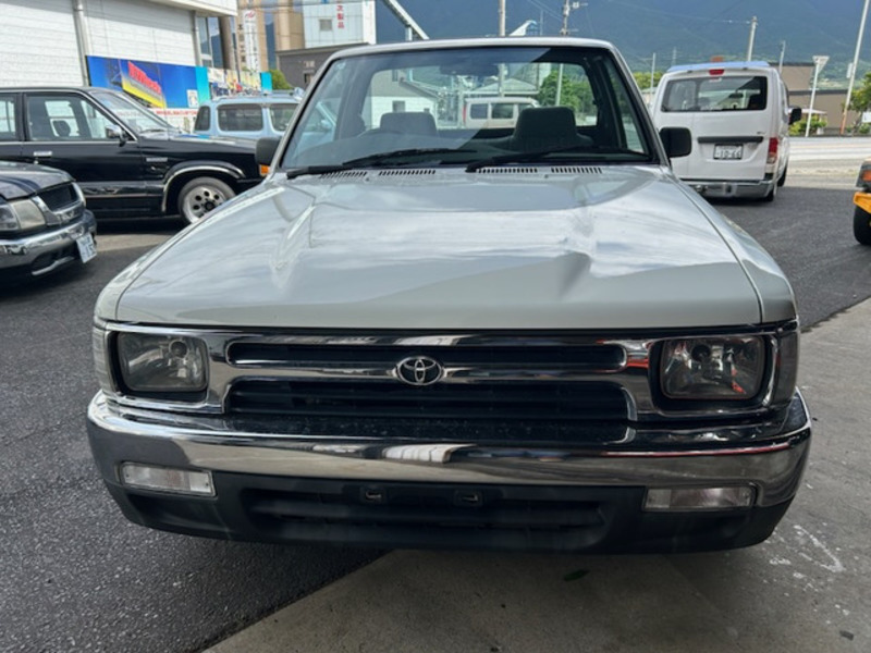 HILUX