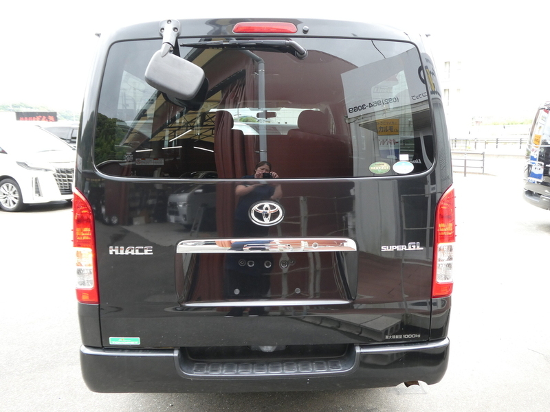 HIACE VAN