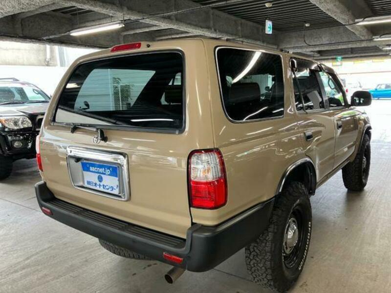 HILUX SURF