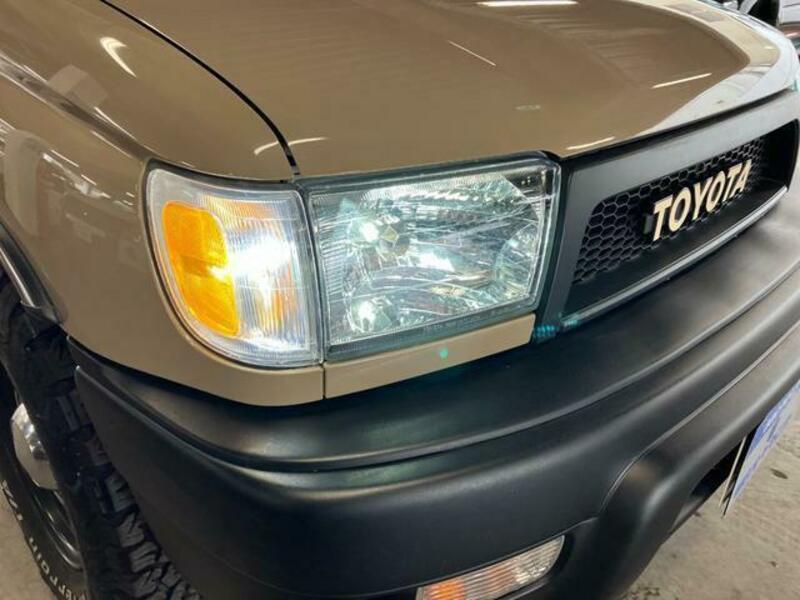 HILUX SURF