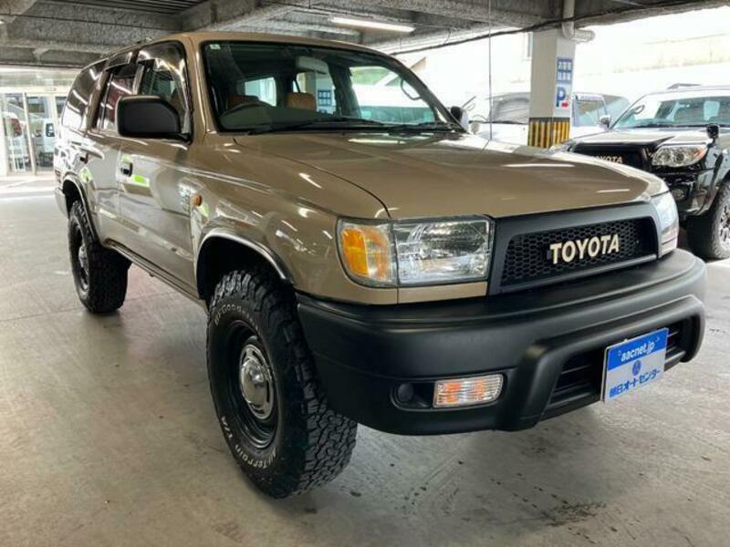 TOYOTA HILUX SURF