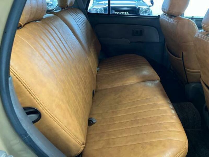 HILUX SURF