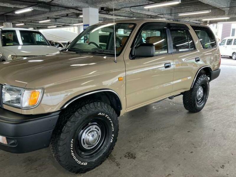 HILUX SURF