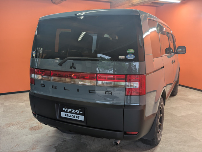 DELICA D5