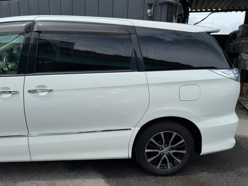 ESTIMA HYBRID