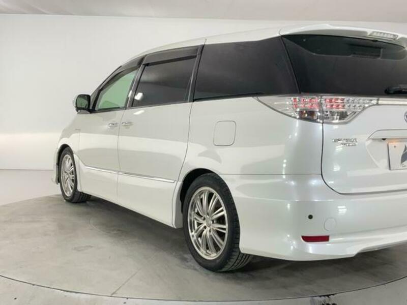 ESTIMA HYBRID