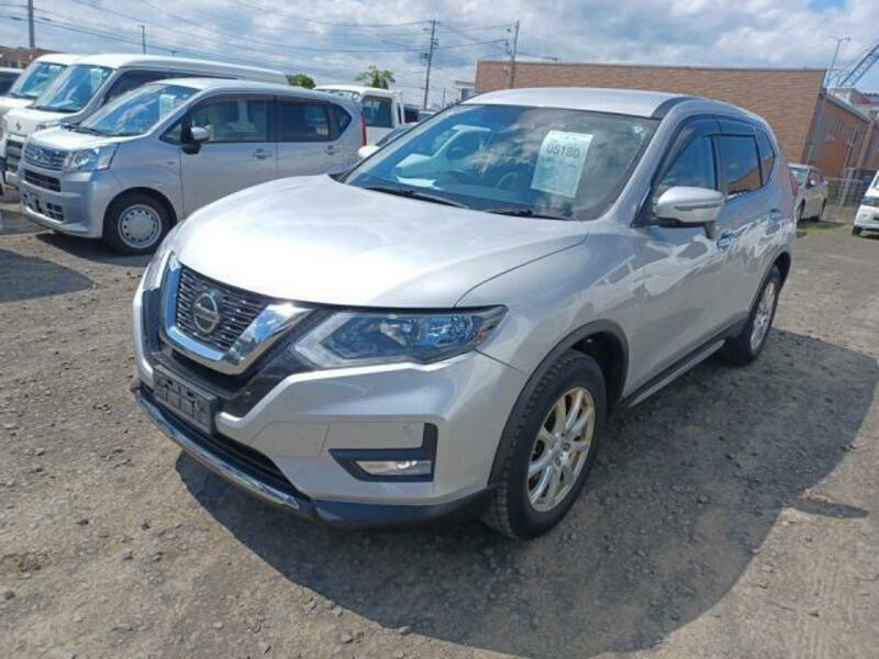 X-TRAIL-0