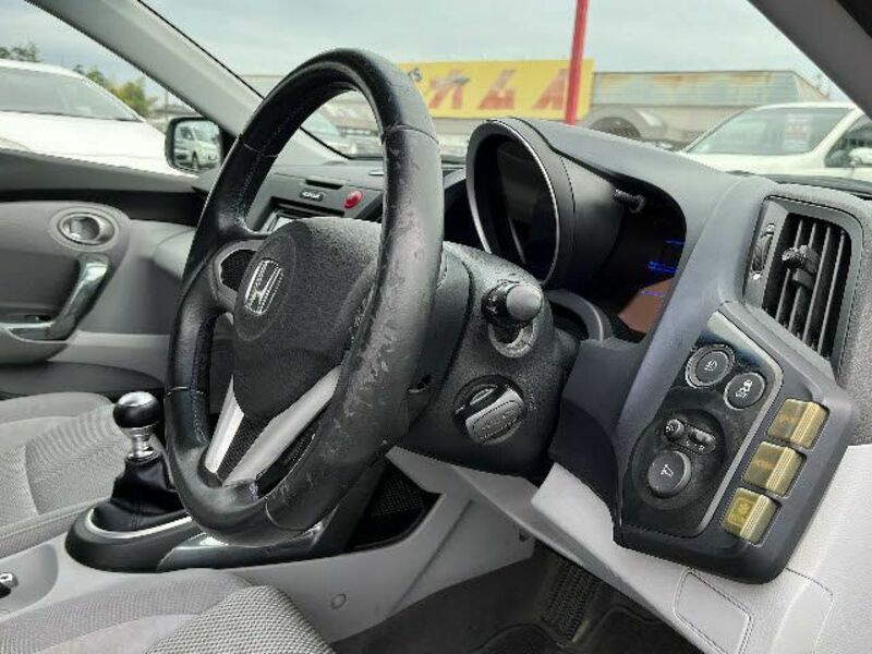 CR-Z