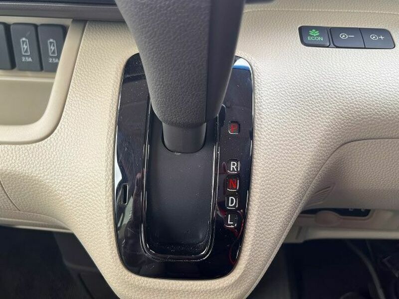 N BOX