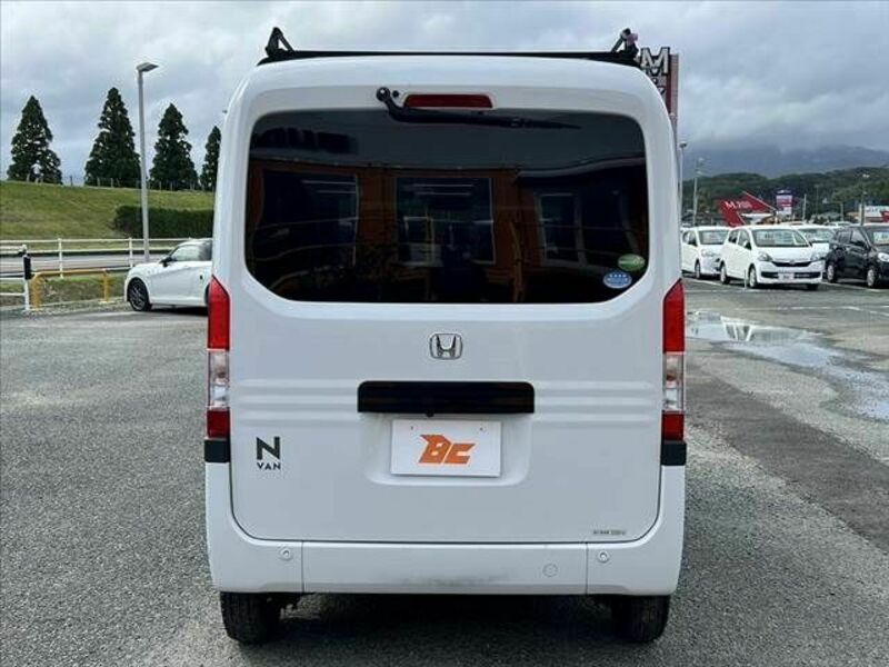 N-VAN