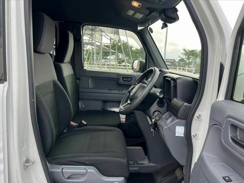 N-VAN