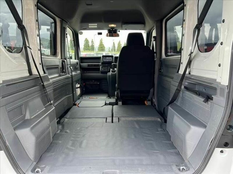 N-VAN