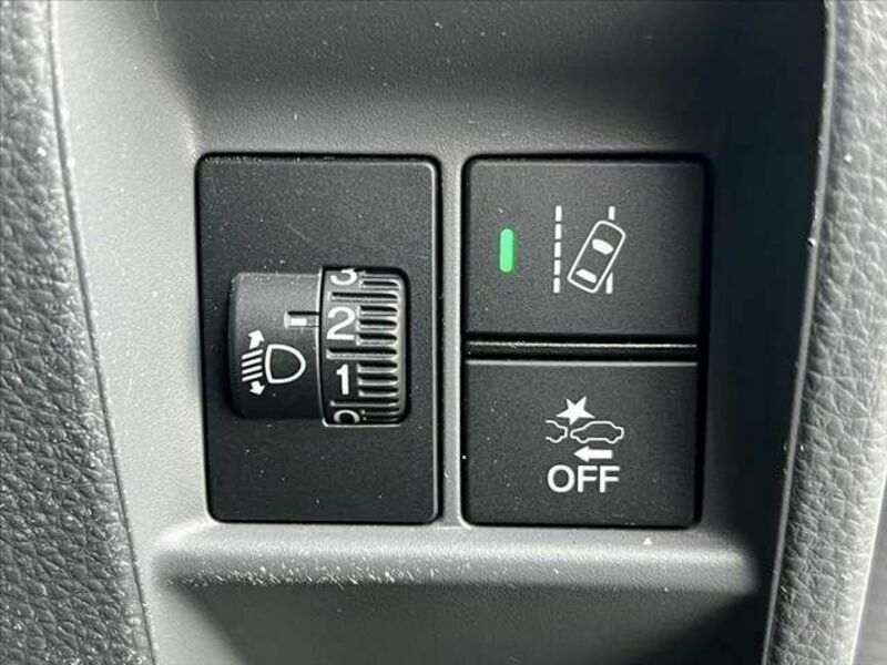 N-VAN