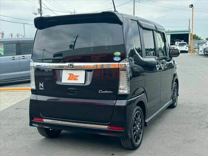 N BOX CUSTOM