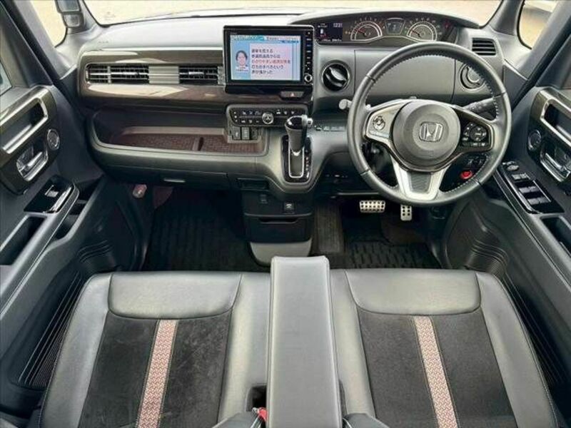 N BOX CUSTOM
