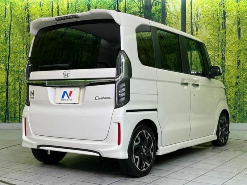N BOX CUSTOM