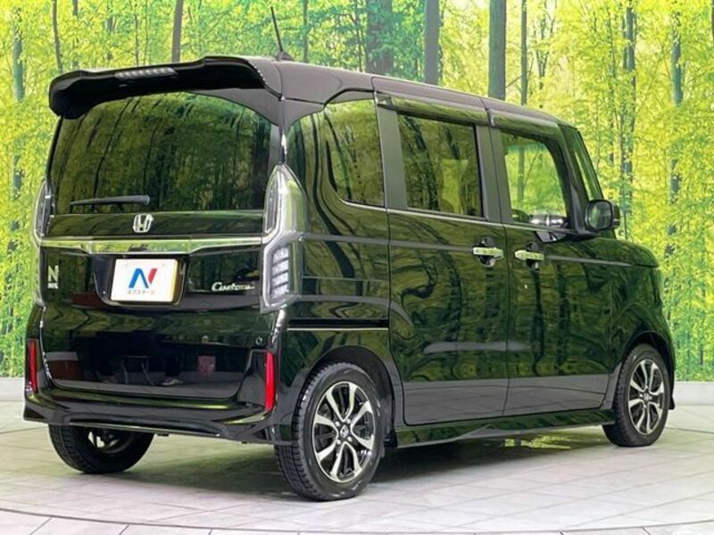N BOX CUSTOM