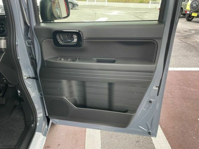 N-VAN
