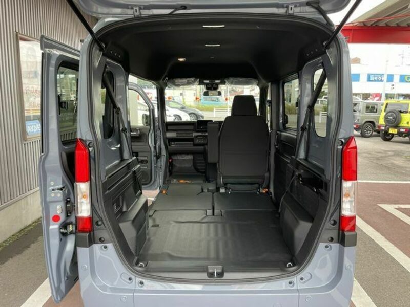 N-VAN