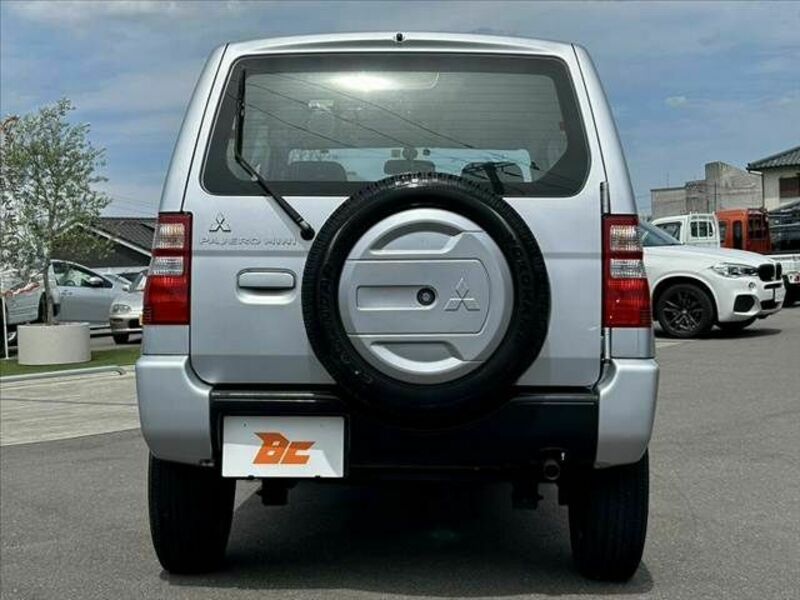 PAJERO MINI