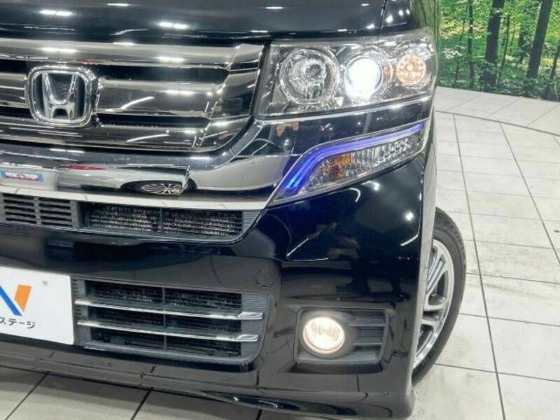 N BOX CUSTOM