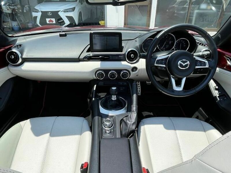 ROADSTER