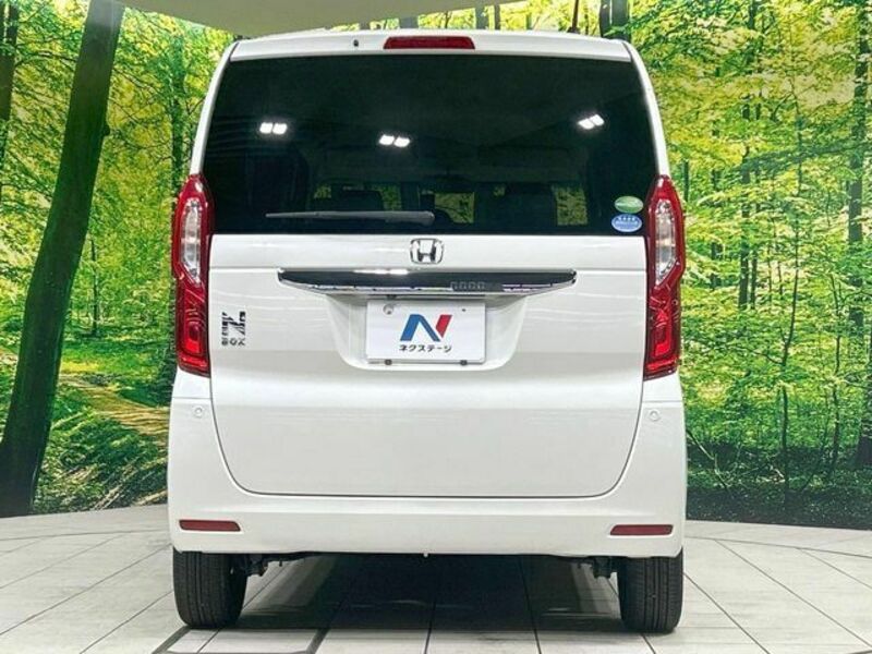 N BOX